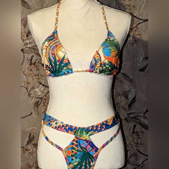 Tahitian 3 pc. Bikini set withNWOT. Size M-L. Boutique. - Picture 10 of 11